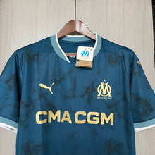 Carregar imagem no visualizador da galeria, CAMISA OLYMPIQUE DE MARSEILLE - FORA/ AWAY - TORCEDOR - 24/25
