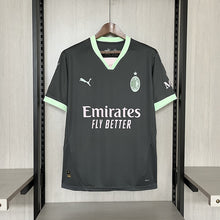 Carregar imagem no visualizador da galeria, CAMISA MILAN - TERCEIRO/ THIRD - TORCEDOR - 24/25
