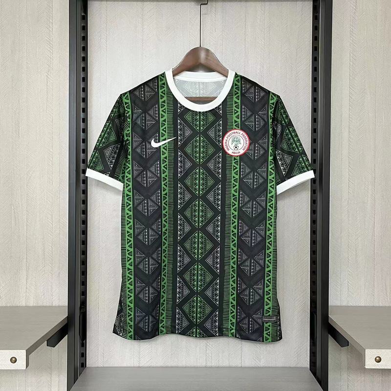 CAMISA NIGÉRIA - EDITION SPECIAL BLACK  - TORCEDOR - 23/24