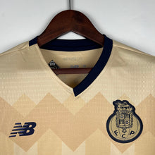 Carregar imagem no visualizador da galeria, CAMISA PORTO - PORTUGAL - FORA/ AWAY - TORCEDOR - 23/24
