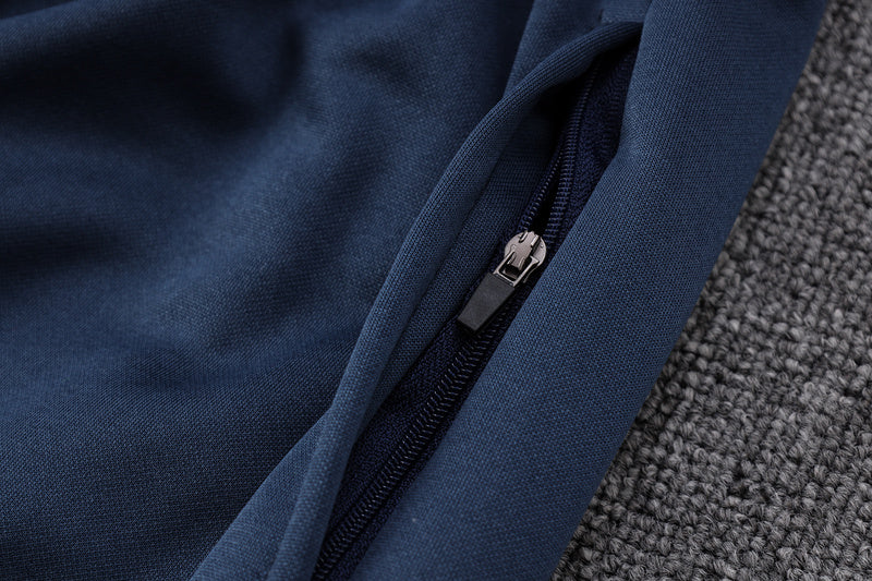 KIT PASSEIO COM CAPUZ - JUVENTUS - AZUL CLARO E AZUL ESCURO