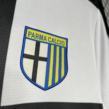 Carregar imagem no visualizador da galeria, CAMISA PARMA - HOME/ CASA - TORCEDOR - 24/25
