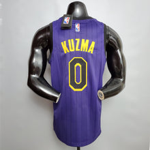 Carregar imagem no visualizador da galeria, CAMISA LOS ANGELES LAKERS - ROXA 2018 - #24 BRYANT
