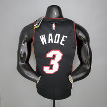 Carregar imagem no visualizador da galeria, CAMISA MIAMI HEAT -  EDIÇÃO PRETO 2021 - #22 BUTLER
