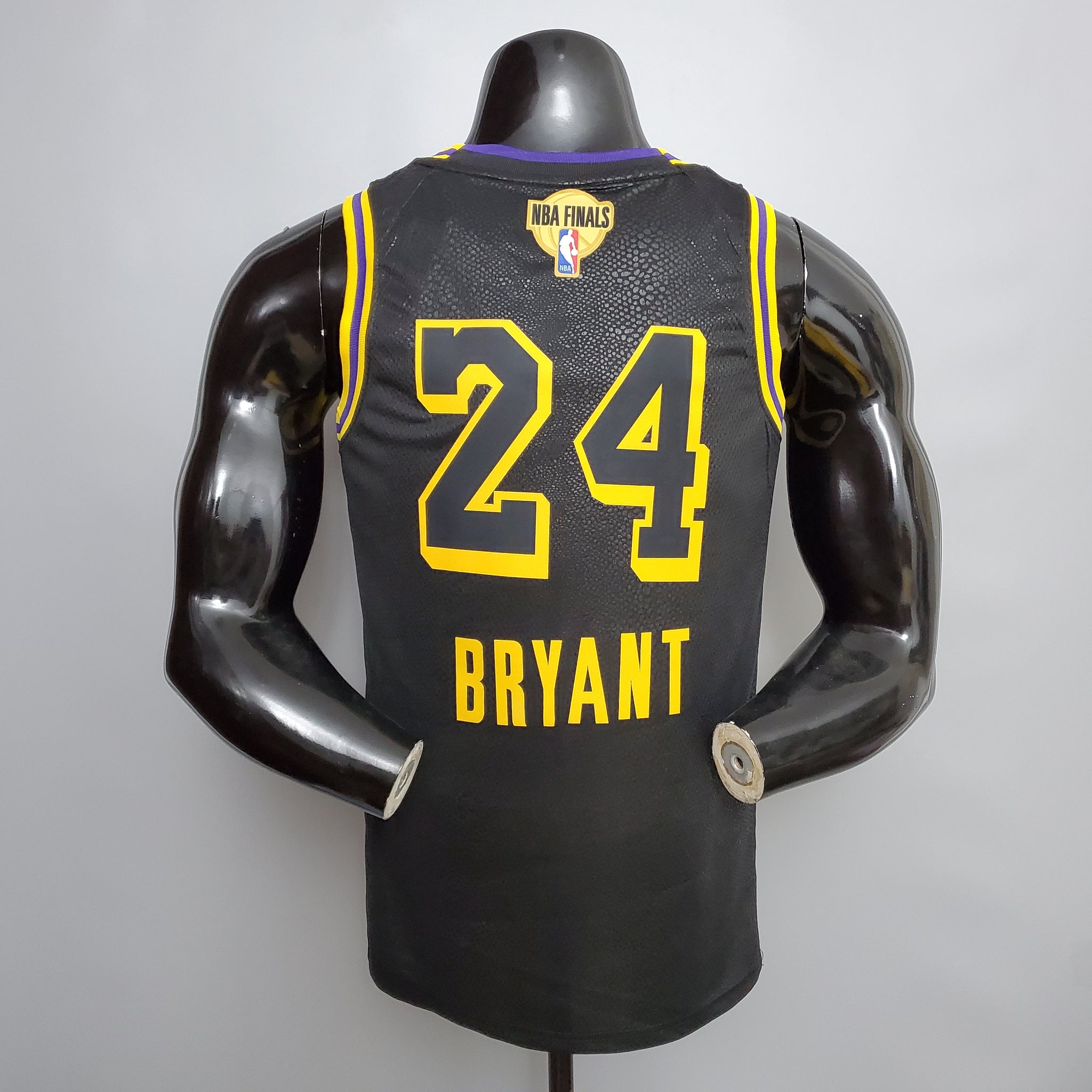 CAMISA LOS ANGELES LAKERS - BLACK MAMBA - NBA FINALS - #23