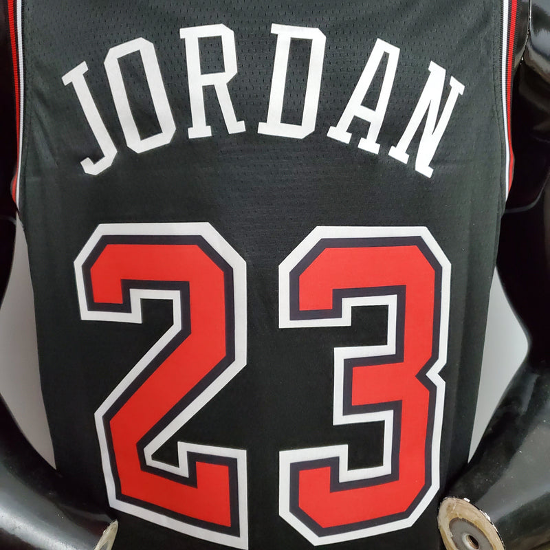 CAMISA CHICAGO BULLS - PRETA COM VERMELHO -