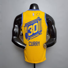 Carregar imagem no visualizador da galeria, CAMISA GOLDEN STATE WARRIORS - AMARELA - THE CITY - #30 CURRY
