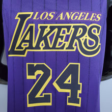 Carregar imagem no visualizador da galeria, CAMISA LOS ANGELES LAKERS - ROXA 2018 - #24 BRYANT
