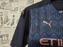 Carregar imagem no visualizador da galeria, CAMISA MANCHESTER CITY - FORA/ AWAY - TORCEDOR - 20/21
