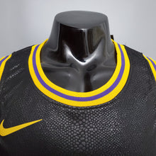 Carregar imagem no visualizador da galeria, CAMISA LOS ANGELES LAKERS - BLACK MAMBA - KOBE BRYANT FRENTE #8 E COSTAS #24
