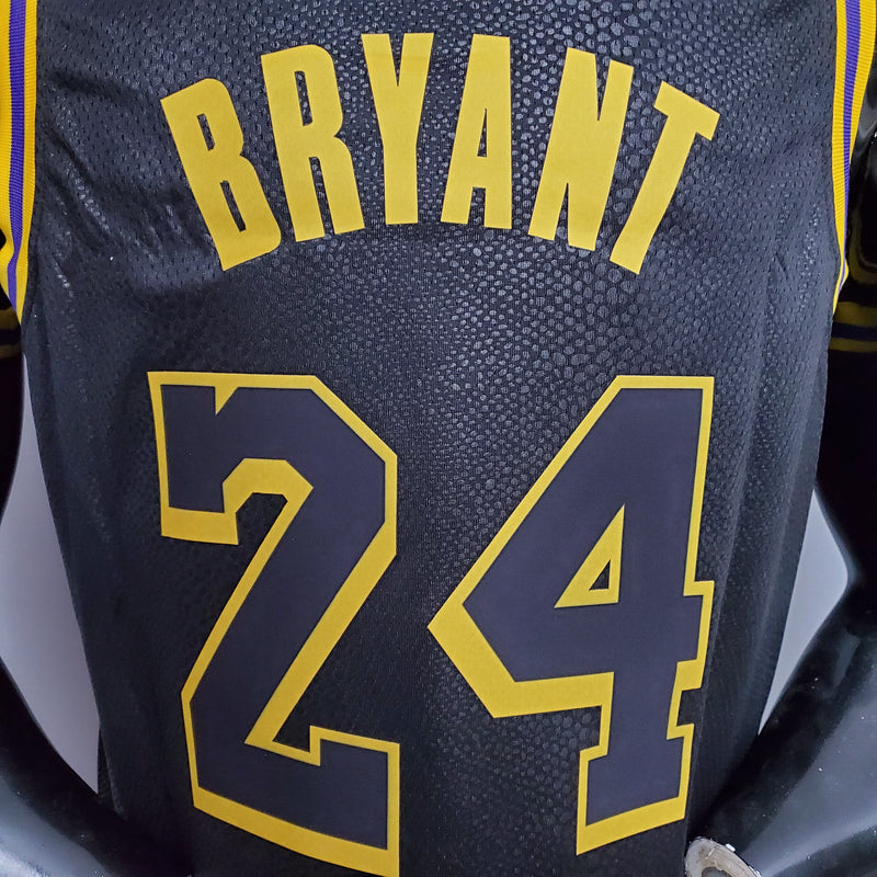 CAMISA LOS ANGELES LAKERS - BLACK MAMBA - KOBE BRYANT FRENTE #8 E COSTAS #24