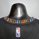 CAMISA BROOKLYN NETS - PRETA COM COLORIDO -