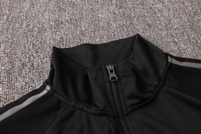 KIT PASSEIO - JUVENTUS - PRETO, VERMELHO, LARANJA E BRANCO