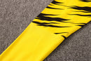 KIT PASSEIO COM CAPUZ - BORUSSIA DORTMUND - AMARELO E PRETO