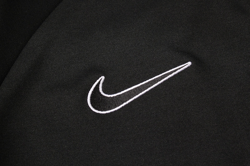 KIT PASSEIO COM CAPUZ - CORINTHIANS - PRETO E BRANCO