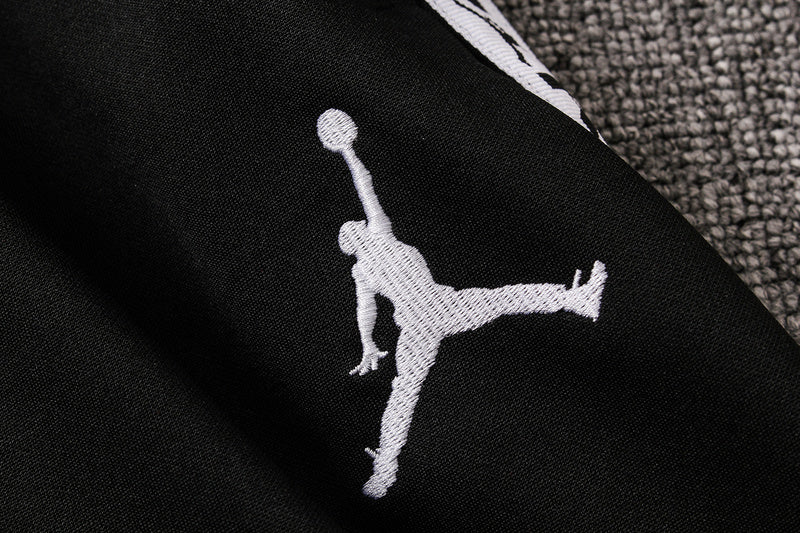 KIT PASSEIO COM CAPUZ - PARIS SAINT GERMAIN (PSG) - PRETO E BRANCO