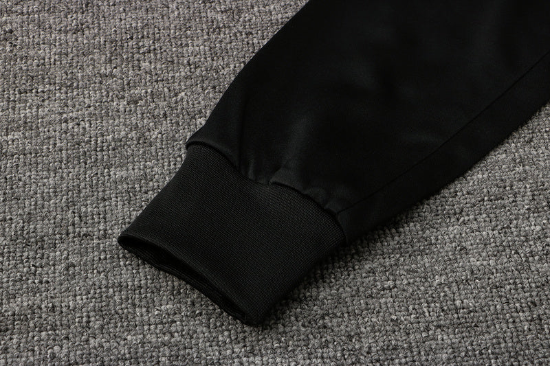 KIT PASSEIO COM CAPUZ - PARIS SAINT GERMAIN (PSG) - PRETO, DOURADO E BRANCO