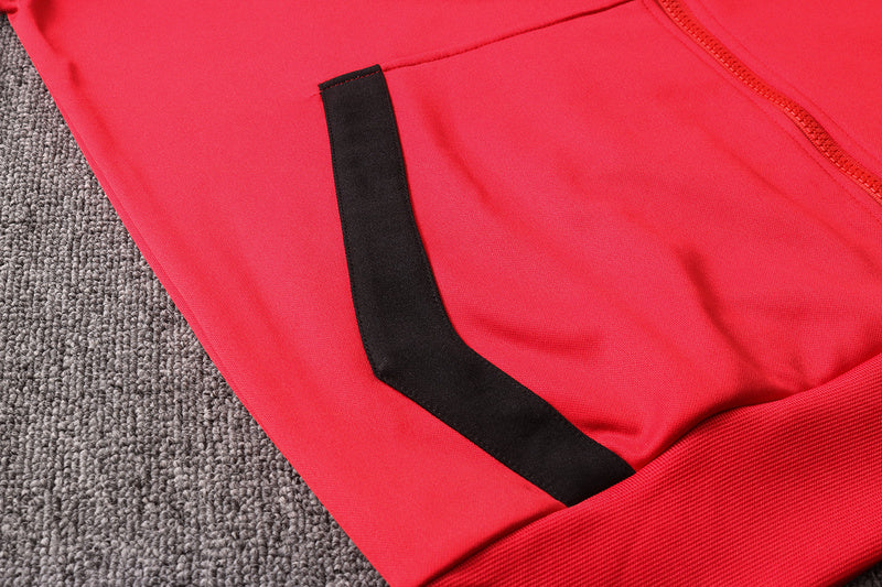 KIT PASSEIO COM CAPUZ - LIVERPOOL - VERMELHO, VERDE E PRETO