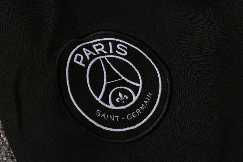 KIT PASSEIO COM CAPUZ - PARIS SAINT GERMAIN (PSG) - PRETO, VERMELHO E AZUL
