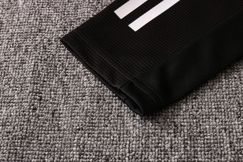KIT PASSEIO - BAYERN DE MUNIQUE - PRETO, BRANCO E VERMELHO
