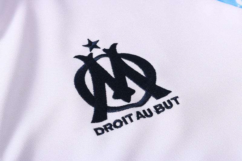 KIT PASSEIO - OLYMPIQUE MARSEILLE - BRANCO, AZUL CLARO E AZUL MARINHO