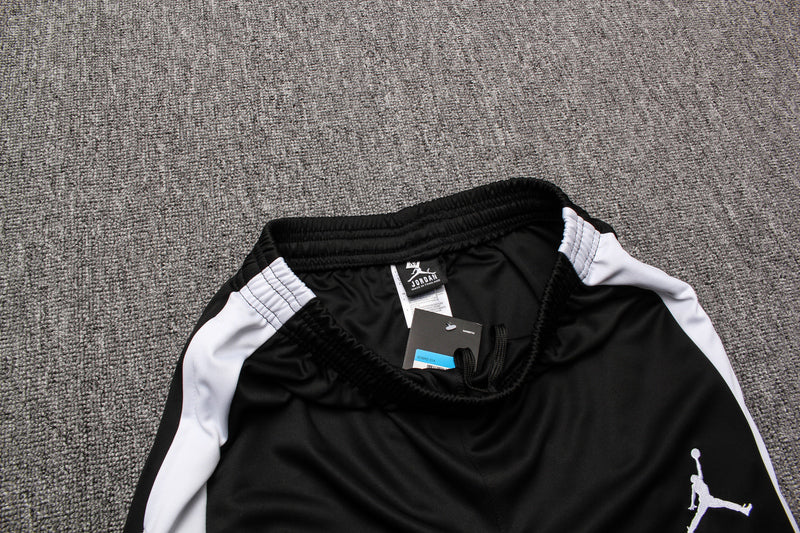 KIT PASSEIO - PARIS SAINT GERMAIN (PSG) - PRETO E BRANCO JORDAN
