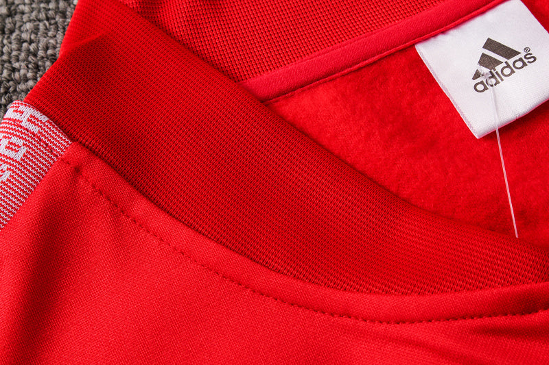 KIT PASSEIO - BAYERN DE MUNIQUE - VERMELHO E AZUL