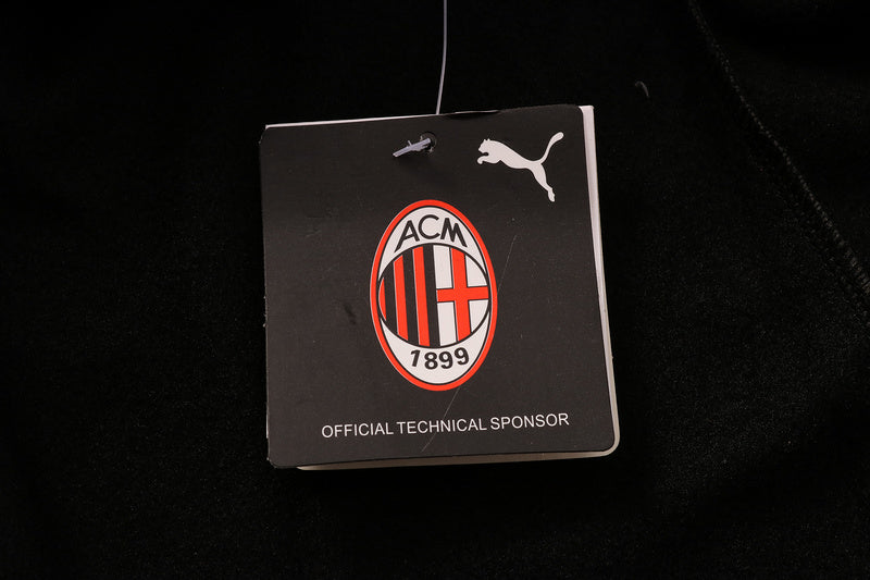 KIT PASSEIO COM CAPUZ - MILAN - VERMELHO E PRETO