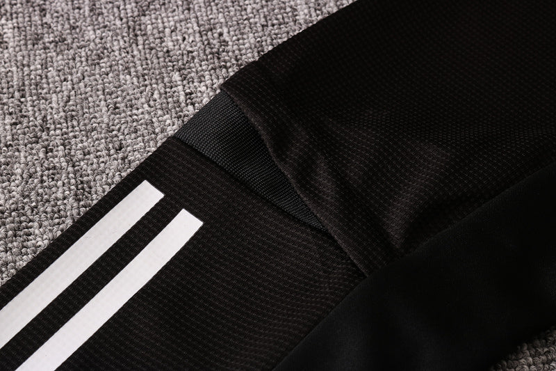 KIT PASSEIO - BAYERN DE MUNIQUE - PRETO, BRANCO E VERMELHO