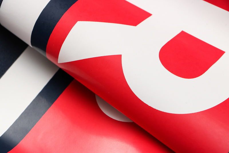 KIT PASSEIO COM CAPUZ - PARIS SAINT GERMAIN (PSG) - AZUL, BRANCO E VERMELHO