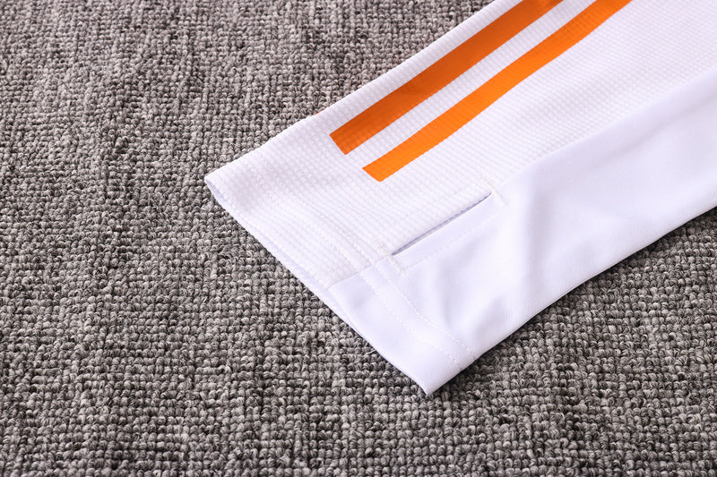 KIT PRÉ JOGO - MANCHESTER UNITED - BRANCO, PRETO E LARANJA