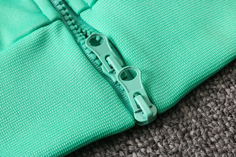KIT PASSEIO COM CAPUZ - BARCELONA - VERDE, ROSA E PRETO