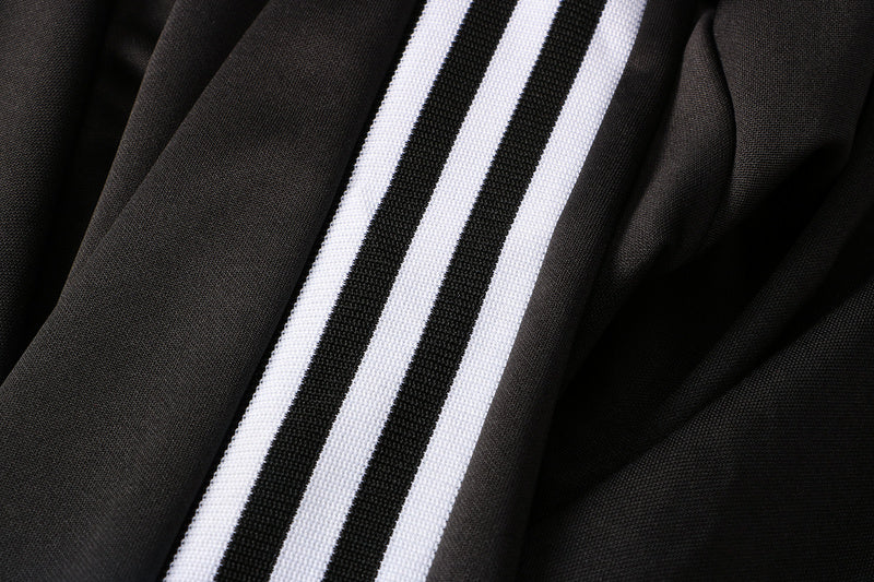 KIT PASSEIO - JUVENTUS - PRETO, AMARELO E BRANCO
