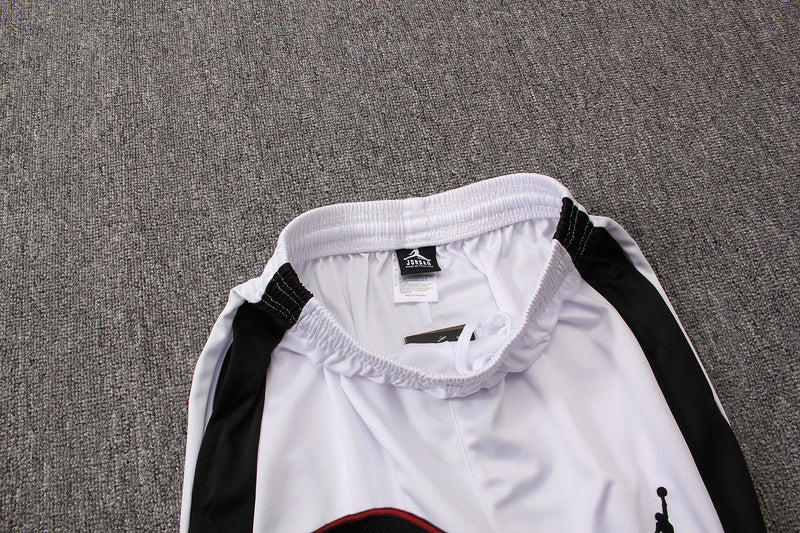 KIT PASSEIO - PARIS SAINT GERMAIN (PSG) - BRANCO E PRETO JORDAN