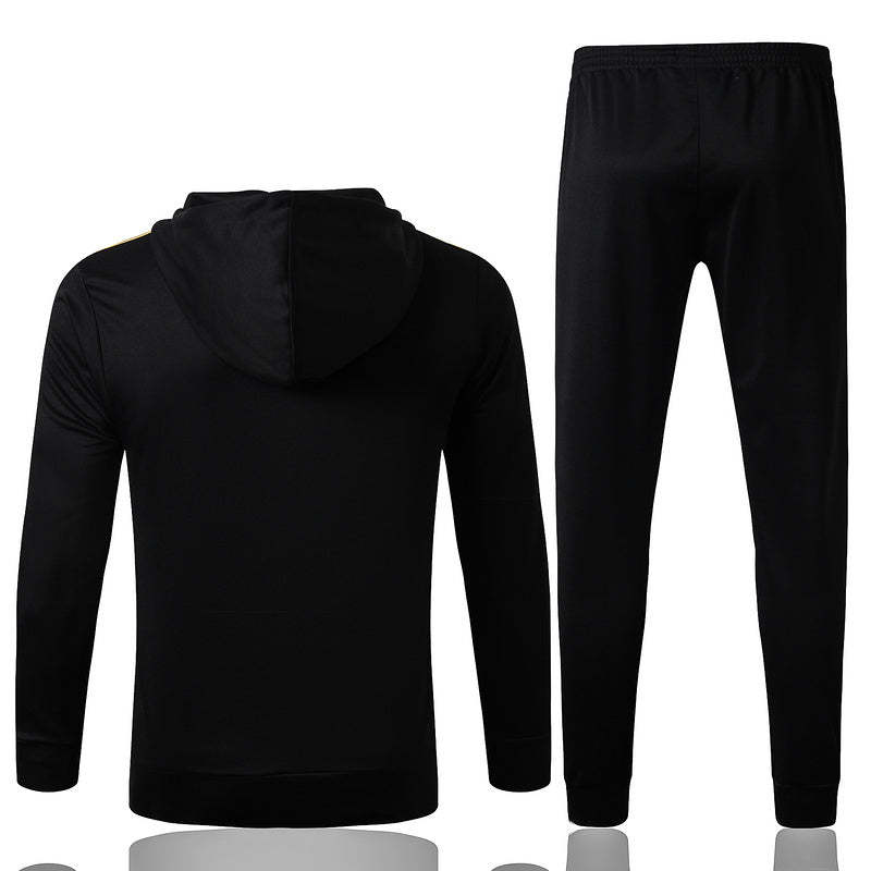 KIT PASSEIO COM CAPUZ - REAL MADRID - PRETO, BRANCO E DOURADO
