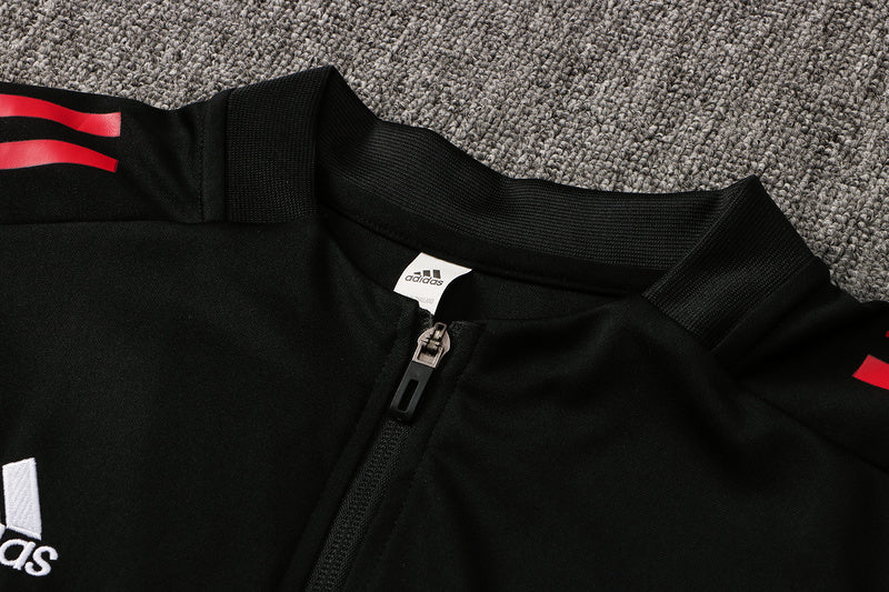 KIT PASSEIO - INTERNACIONAL - PRETO, VERMELHO E BRANCO