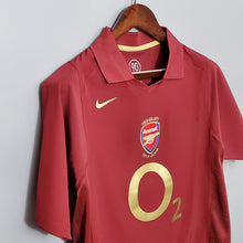 Carregar imagem no visualizador da galeria, CAMISA ARSENAL  - RETRÔ - TORCEDOR - 2005
