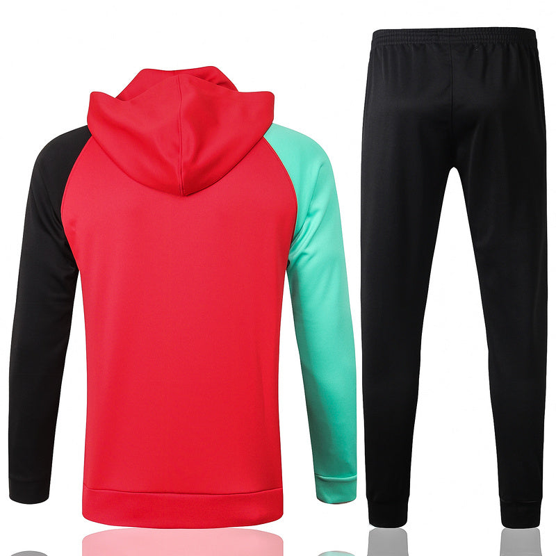 KIT PASSEIO COM CAPUZ - LIVERPOOL - VERMELHO, VERDE E PRETO