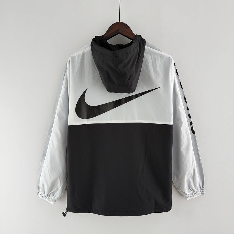 CORTA VENTO - STREETWEAR - SWOOSH - PRETO, BRANCO E CINZA - 2022
