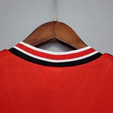 Carregar imagem no visualizador da galeria, CAMISA MANCHESTER UNITED - RETRÔ - TORCEDOR - 1985/1986
