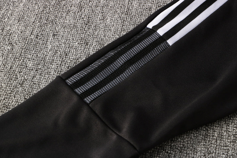 KIT PASSEIO - JUVENTUS - PRETO, AMARELO E BRANCO