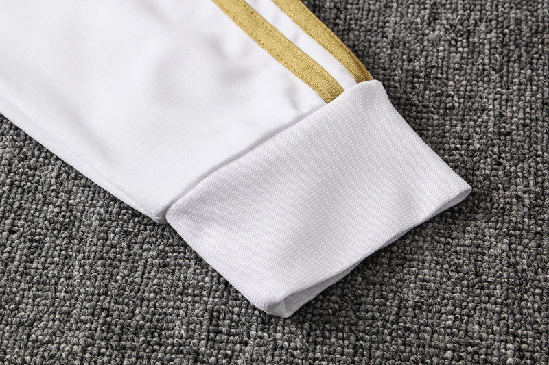 KIT PASSEIO COM CAPUZ - REAL MADRID - BRANCO, PRETO E DOURADO