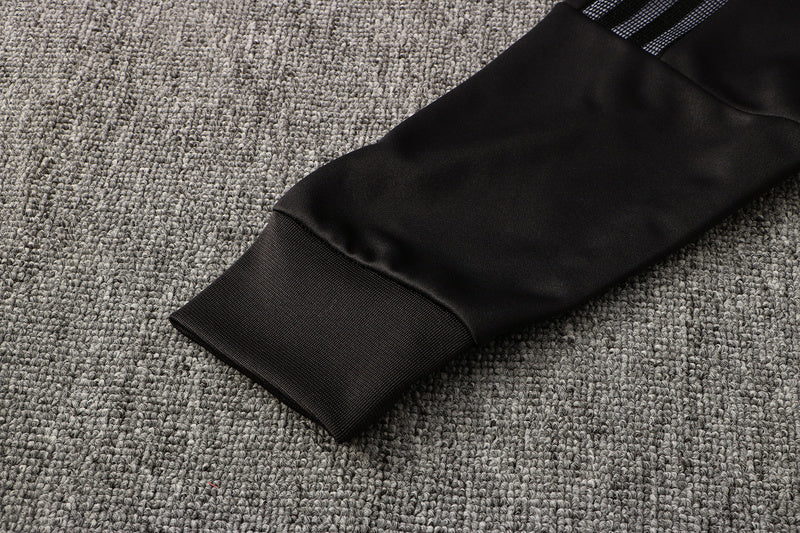KIT PASSEIO - JUVENTUS - PRETO, AMARELO E BRANCO
