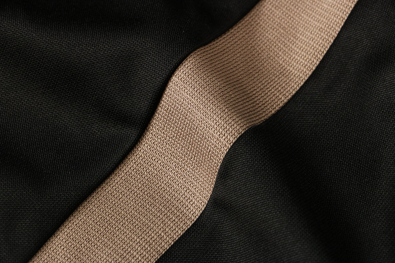 KIT PASSEIO - TOTTENHAM - PRETO E DOURADO
