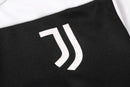 KIT PASSEIO COM CAPUZ - JUVENTUS - BRANCO E PRETO