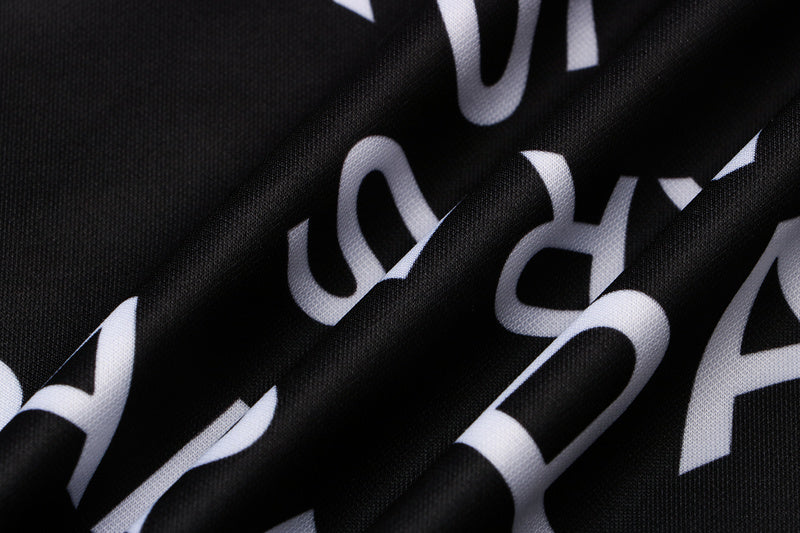 KIT PASSEIO COM CAPUZ - PARIS SAINT GERMAIN (PSG) - PRETO E BRANCO