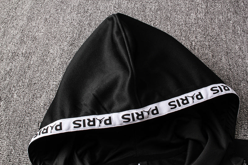 KIT PASSEIO COM CAPUZ - PARIS SAINT GERMAIN (PSG) - PRETO E BRANCO