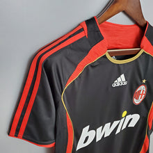 Carregar imagem no visualizador da galeria, CAMISA MILAN- RETRÔ - TORCEDOR - 2006
