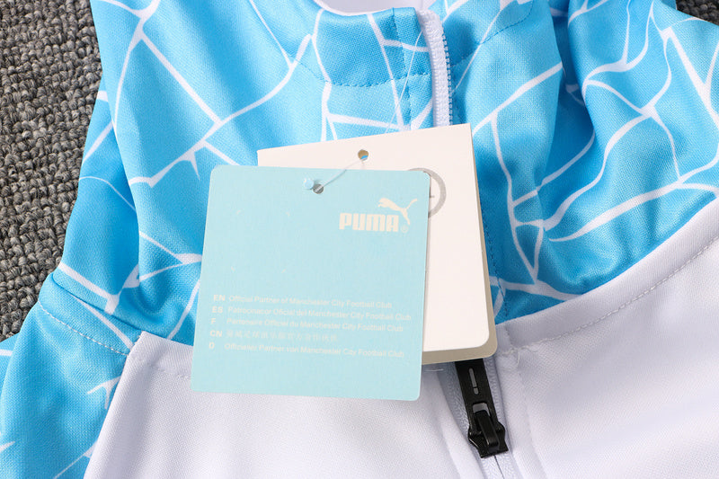 KIT PASSEIO COM CAPUZ - MANCHESTER CITY - BRANCO E AZUL BEBÊ
