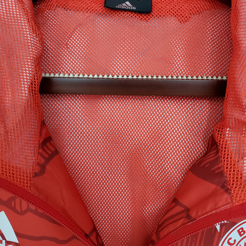CORTA VENTO - BAYERN DE MUNIQUE - VERMELHO E BRANCO